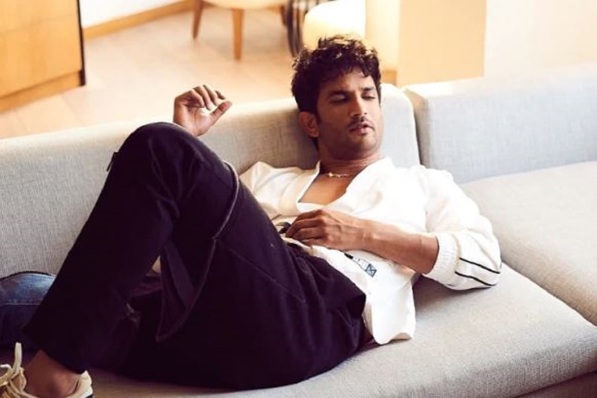 •শৌভিক আরও বলেছেন, 'আমি আবদুল বাসিতের সঙ্গে যোগাযোগ করেছি৷ তিনি আমাকে রেট পাঠিয়েছিলেন, তারপরে আমি সেই দামের তালিকা রিয়া এবং স্যামুয়েল মিরান্ডাকে পাঠিয়ে দিয়েছিলাম। আমি স্যামুয়েল মিরান্ডার সঙ্গে বাসিতের এবং জায়েদের যোগাযোগ করিয়ে দিয়েছিলাম। সন্ধ্যা ৫টায় ড্রাগস সরবরাহ করা হয় বান্দ্রার একটি রেস্তোঁরায়। ১৫ ই এপ্রিল মিরান্ডা গাঁজার জন্য আমার সঙ্গে যোগাযোগ করেছিল৷ তারপরে আমি বাসিতকে ফোন করি এবং বাসিত কাইজন ও দীপেশের মাধ্যমে ড্রাগস সরবরাহ করে। •শৌভিক আরও বলেছেন, 'আমি আবদুল বাসিতের সঙ্গে যোগাযোগ করেছি৷ তিনি আমাকে রেট পাঠিয়েছিলেন, তারপরে আমি সেই দামের তালিকা রিয়া এবং স্যামুয়েল মিরান্ডাকে পাঠিয়ে দিয়েছিলাম। আমি স্যামুয়েল মিরান্ডার সঙ্গে বাসিতের এবং জায়েদের যোগাযোগ করিয়ে দিয়েছিলাম। সন্ধ্যা ৫টায় ড্রাগস সরবরাহ করা হয় বান্দ্রার একটি রেস্তোঁরায়। ১৫ ই এপ্রিল মিরান্ডা গাঁজার জন্য আমার সঙ্গে যোগাযোগ করেছিল৷ তারপরে আমি বাসিতকে ফোন করি এবং বাসিত কাইজন ও দীপেশের মাধ্যমে ড্রাগস সরবরাহ করে।