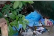 ফের রাস্তায় পড়ে ব্যবহৃত পিপিই কিট ! এবার ঘটনাস্থল বারাসতের নবপল্লী