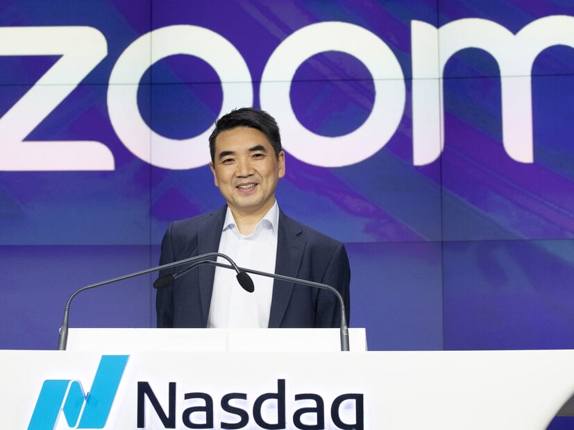 ভার্চুয়াল মিটিং অ্যাপ Zoom-এর সিইও এরিক ইউহান ৷ করোনা সংক্রমণ ঠেকাতে গত কয়েক মাসে গৃহবন্দি বিশ্বের অন্যতম ভরসাস্থল হয়ে উঠেছে Zoom ৷ ভার্চুয়াল মিটিংয়ের সুবিধা দেওয়া এই অ্যাপই ছিল লকডাউনের উইন্ডো ৷ অফিসের মিটিং থেকে অনলাইন ক্লাস সবেতেই জুম ৷