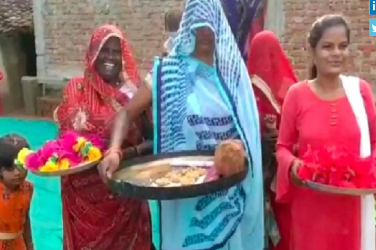 যখন পরিবারের লোকেরা অনিলের ফেরার বিষয়ে আশা ছেড়ে দিয়েছিলেন ঠিক তখনই ২০১৯ সালে বিদেশমন্ত্রকের পক্ষ থেকে নিরুদ্দেশ অনিলের বিষয় তথ্য চায় স্থানীয় থানার থেকে ৷ তখনই জানতে পারা যায় অনিল পাকিস্তানের লাহোরের জেলে বন্দি ৷ যখন পরিবারের লোকেরা অনিলের ফেরার বিষয়ে আশা ছেড়ে দিয়েছিলেন ঠিক তখনই ২০১৯ সালে বিদেশমন্ত্রকের পক্ষ থেকে নিরুদ্দেশ অনিলের বিষয় তথ্য চায় স্থানীয় থানার থেকে ৷ তখনই জানতে পারা যায় অনিল পাকিস্তানের লাহোরের জেলে বন্দি ৷