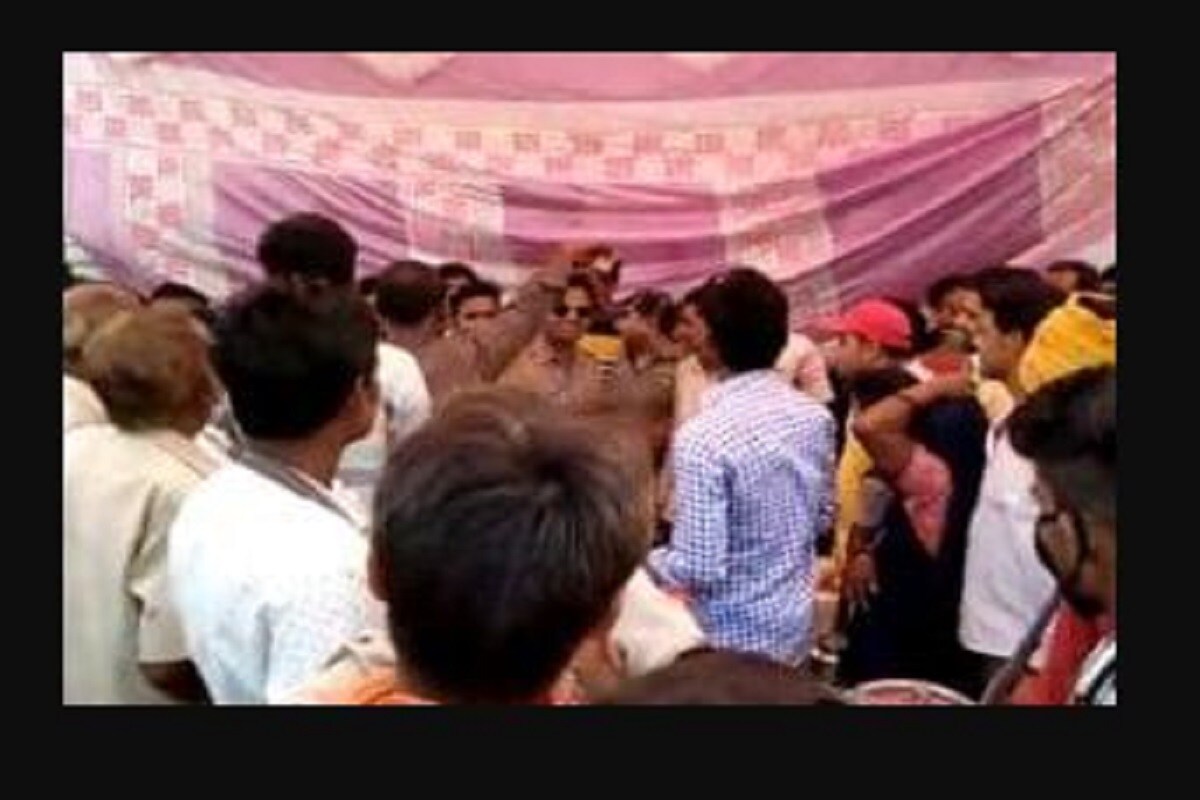 এই পর্বে রাজপুর থানা এলাকার একটি গ্রামীণ পুলিশ থানা মহেন্দ্র সিং-র বদলি হয় মঙ্গলপুর থেকে সন্দলপুরে হয়ে যায়৷ এই পর্বে রাজপুর থানা এলাকার একটি গ্রামীণ পুলিশ থানা মহেন্দ্র সিং-র বদলি হয় মঙ্গলপুর থেকে সন্দলপুরে হয়ে যায়৷