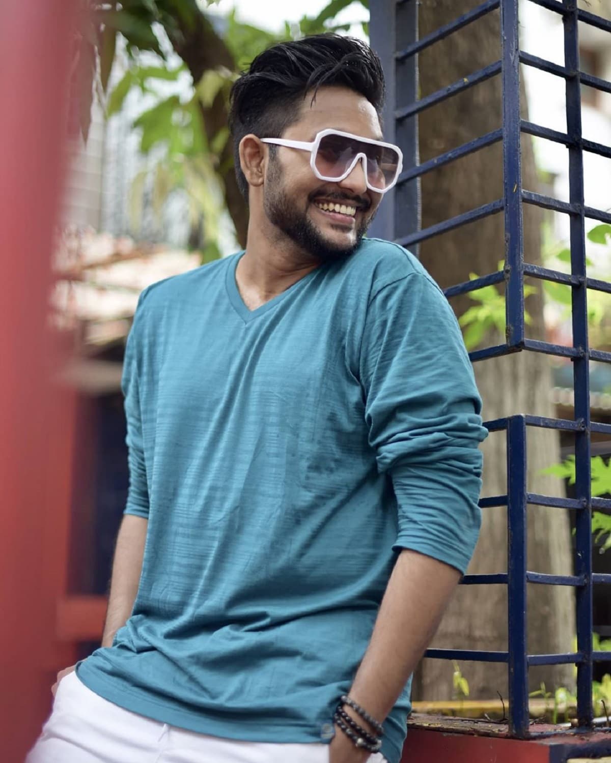 গায়ক কুমার শানুর ছেলে এবারের বিগবসের বিশেষ আকর্ষণ। তবে এই শোতে গিয়ে কুমার শানুকে নিয়ে অভিযোগ করলেন জান কুমার শানু। photo source collected গায়ক কুমার শানুর ছেলে এবারের বিগবসের বিশেষ আকর্ষণ। তবে এই শোতে গিয়ে কুমার শানুকে নিয়ে অভিযোগ করলেন জান কুমার শানু। photo source collected