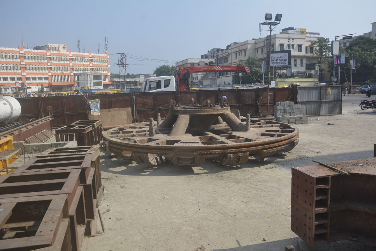 *নির্মাণকারী সংস্থা আইটিডি সিইএমের চিফ অপারেশন ম্যানেজার রুপক সরকার জানিয়েছেন, *নির্মাণকারী সংস্থা আইটিডি সিইএমের চিফ অপারেশন ম্যানেজার রুপক সরকার জানিয়েছেন,