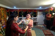 মেয়ে রাজনন্দিনীকে নিয়ে মা লক্ষ্মীর আরাধনা করলেন ইন্দ্রাণী দত্ত !