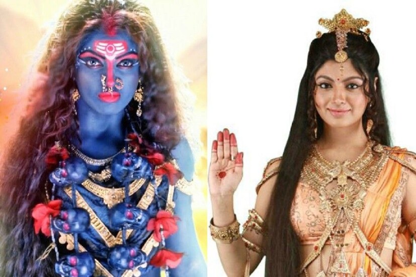 আকাঙ্ক্ষা পুরি। ধারাবাহিকের নাম বিঘ্নহর্তা গণেশ। কিন্তু ছেলের জীবন যে হেতু মাকে বাদ দিয়ে অসম্পূর্ণ, তাই এখানে দেবীর নানা রূপে সুন্দর অভিনয় করে দর্শকদের মন জয় করে নিয়েছিলেন পুরি!photo source collected