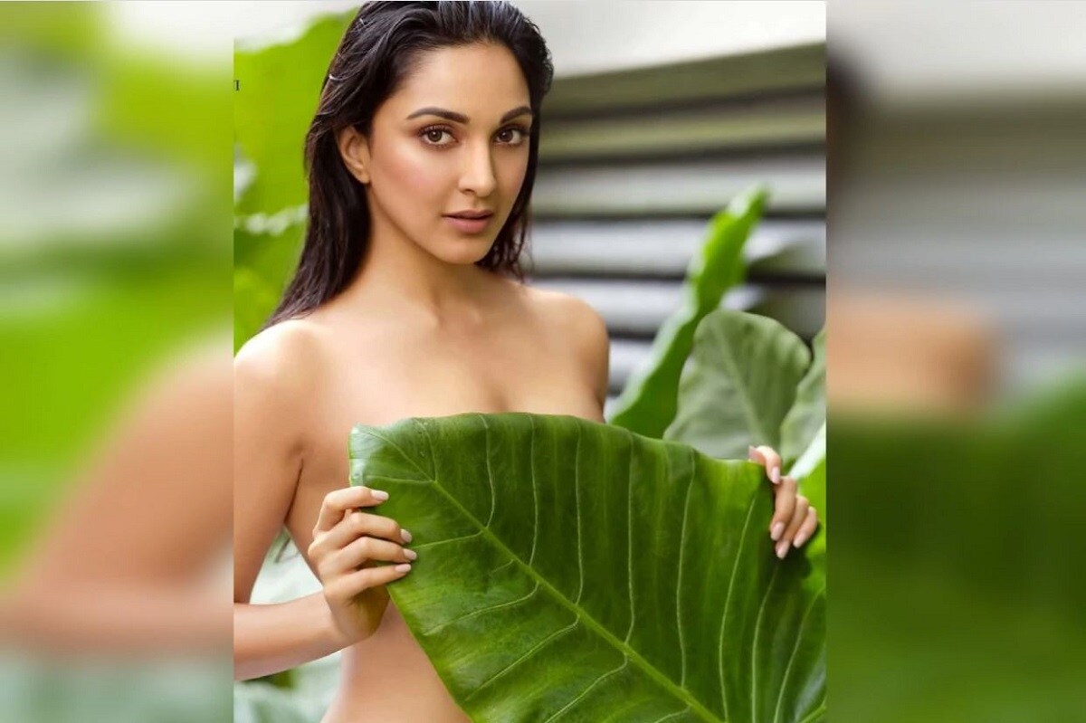 ঠিক এই রকম ভাবেই পাতার আড়াল রেখে ডাব্বু রত্নানি ছবি তুলেছিলেন কিয়ারা আদবানির। এই ছবি দেখে সকলে বলছেন মোনালিসাকে অনেক বেশি ভালো লাগছে। photo source collected ঠিক এই রকম ভাবেই পাতার আড়াল রেখে ডাব্বু রত্নানি ছবি তুলেছিলেন কিয়ারা আদবানির। এই ছবি দেখে সকলে বলছেন মোনালিসাকে অনেক বেশি ভালো লাগছে। photo source collected