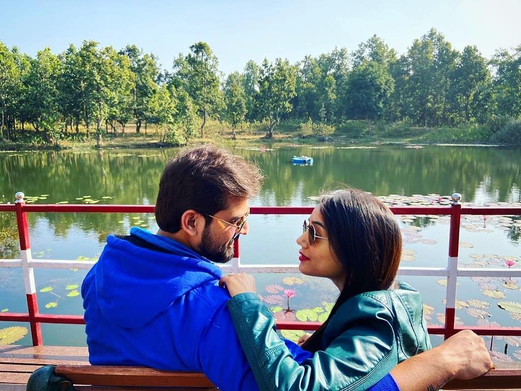 • বহু দিন ধরেই প্রেমের সম্পর্কে রয়েছেন রুদ্রজিৎ আর প্রমিতা । তাঁদের জুটিকে ভক্তরা খুবই পছন্দ করেন । এমনকি ভালবেসে তাঁদের ‘রুমিতা’ নামেও ডাকেন তাঁদের ফ্যানরা । ছবি: ইনস্টাগ্রাম । • বহু দিন ধরেই প্রেমের সম্পর্কে রয়েছেন রুদ্রজিৎ আর প্রমিতা । তাঁদের জুটিকে ভক্তরা খুবই পছন্দ করেন । এমনকি ভালবেসে তাঁদের ‘রুমিতা’ নামেও ডাকেন তাঁদের ফ্যানরা । ছবি: ইনস্টাগ্রাম ।