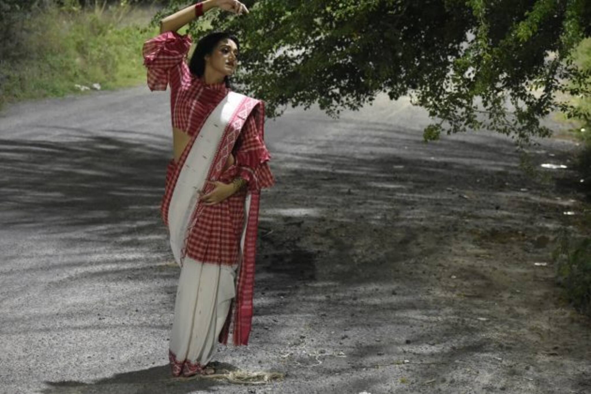 অবিশ্বাস্য দামে ‘থ্রেড বাবা’র ডিজাইনার স্টোর থেকে শপিং করলেই রয়েছে দারুণ উপহার