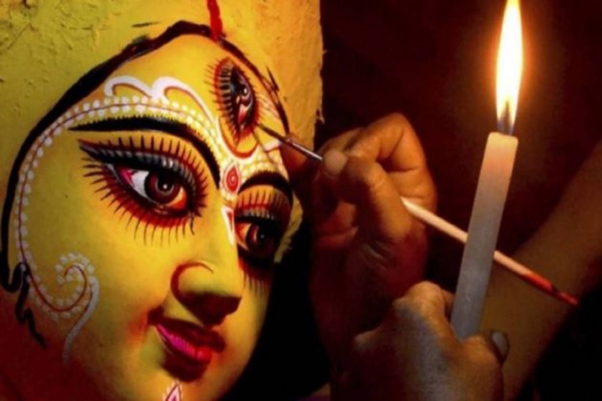 এই বছর শহরের মুখ ঢাকেনি বিজ্ঞাপনে ! এবার 'নিউ নর্মাল' পুজোর টক্কর সোশ্যাল মিডিয়ায় !