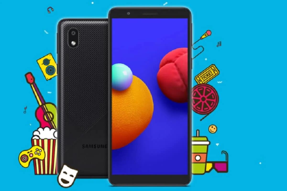Samsung Galaxy M01 Core- স্যামসাং গ্যালাক্সি এম০১ কোর দুটি স্টোরেজ ভ্যারিয়েন্টে পাওয়া যায়। লঞ্চ হয়েছে। এর ১ জিবি র্যাম ও ১৬ জিবি স্টোরেজের দাম ৫,৪৯৯ টাকা। আবার ২ জিবি র্যাম ও ৩২ জিবি স্টোরেজের দাম ৬,৪৯৯ টাকা। এই ফোনে পাবেন ১১ ঘন্টা ব্যাকআপ সহ ৩,০০০ এমএএইচ ব্যাটারি। ফোনটি কোয়াড কোর মিডিয়াটেক ৬৭৩৯ প্রসেসরের সাথে এসেছে। এই ফোনের পিছনে এলইডি ফ্ল্যাশ সহ ৮ মেগাপিক্সেল ক্যামেরা দেওয়া হয়েছে। আবার সামনে আছে ৫ মেগাপিক্সেল ক্যামেরা। Samsung Galaxy M01 Core- স্যামসাং গ্যালাক্সি এম০১ কোর দুটি স্টোরেজ ভ্যারিয়েন্টে পাওয়া যায়। লঞ্চ হয়েছে। এর ১ জিবি র্যাম ও ১৬ জিবি স্টোরেজের দাম ৫,৪৯৯ টাকা। আবার ২ জিবি র্যাম ও ৩২ জিবি স্টোরেজের দাম ৬,৪৯৯ টাকা। এই ফোনে পাবেন ১১ ঘন্টা ব্যাকআপ সহ ৩,০০০ এমএএইচ ব্যাটারি। ফোনটি কোয়াড কোর মিডিয়াটেক ৬৭৩৯ প্রসেসরের সাথে এসেছে। এই ফোনের পিছনে এলইডি ফ্ল্যাশ সহ ৮ মেগাপিক্সেল ক্যামেরা দেওয়া হয়েছে। আবার সামনে আছে ৫ মেগাপিক্সেল ক্যামেরা।
