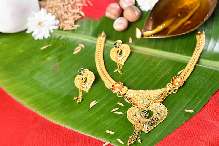 কল্যাণ জুয়েলার্স এই কালেকশনের নাম দিল সংকল্প৷ 