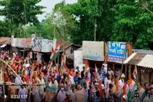 হাথরাসে ধর্ষণের প্রতিবাদে তৃমণূলের শোক মিছিলে বাজলো কুরকুরি! নাচলেন কর্মীরা