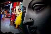 বেশ্যালয়ের মাটি ছাড়া তৈরিই হয় না মা দুর্গা’র মূর্তি, কিন্তু কেন এমন নিয়ম?