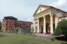 করোনা আবহে দুর্গাপুর রাজবাড়িতে নিয়ম মেনে শুধুই ঘটপুজো, মন ভারাক্রান্ত রাজ পরিবারের সদস্যদের করোনা আবহে দুর্গাপুর রাজবাড়িতে নিয়ম মেনে শুধুই ঘটপুজো, মন ভারাক্রান্ত রাজ পরিবারের সদস্যদের