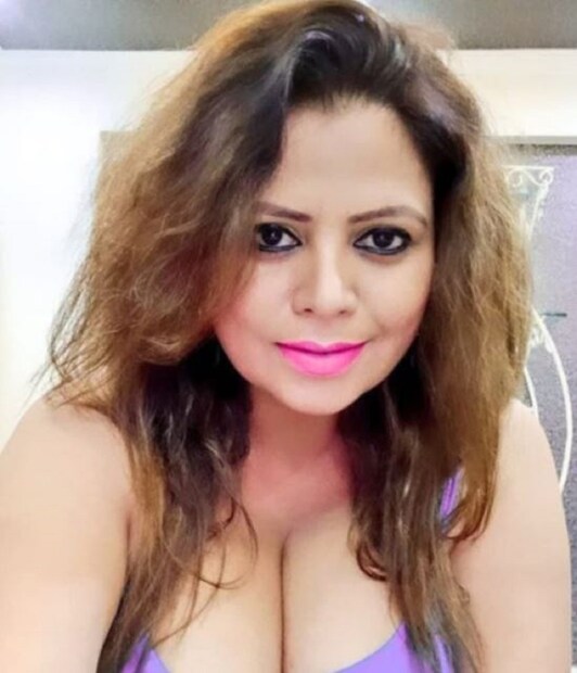 স্বপ্না নিজের বোল্ড ইমেজের জন্য দর্শকদের কাছে খুব প্রিয়৷ ২০০-র বেশি ছবিতে কাজ করেছেন তিনি৷ বি গ্রেড ছবিতে নিজের আগুন আন্দাজের জন্য চর্চায় থাকেন৷ ৯০ -র দশকের ক্রান্তি শাহের ছবিতে তাঁকে সবচেয়ে বেশি অভিনয় করতে দেখা গেছে৷ Photo Courtesy- sapnasappuofficial/Instagram