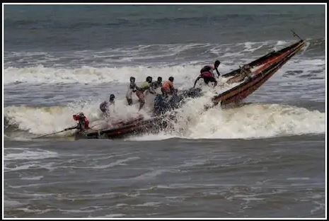 উত্তর-পশ্চিম বঙ্গোপসাগরে নিম্নচাপের অবস্থান। উড়িষ্যা উপকূলে এর প্রভাব সবথেকে বেশি। ওড়িশায় রয়েছে একটি ঘূর্ণাবর্ত। এর প্রভাবে আগামী কয়েকদিন ওড়িশা- ঝাড়খন্ড- গাঙ্গেয় পশ্চিমবঙ্গে বৃষ্টির পূর্বাভাস।Photo-Representative উত্তর-পশ্চিম বঙ্গোপসাগরে নিম্নচাপের অবস্থান। উড়িষ্যা উপকূলে এর প্রভাব সবথেকে বেশি। ওড়িশায় রয়েছে একটি ঘূর্ণাবর্ত। এর প্রভাবে আগামী কয়েকদিন ওড়িশা- ঝাড়খন্ড- গাঙ্গেয় পশ্চিমবঙ্গে বৃষ্টির পূর্বাভাস।Photo-Representative