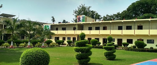 মোট কতজন শিক্ষক-শিক্ষিকা নিয়োগ করা হবে সেই বিষয়ে এখনও নিশ্চিতভাবে বলা না গেলেও হিসেব বলছে সারা দেশে ছড়ানো ১৩৭টি আর্মি পাবলিক স্কুলের জন্য মোটামুটি ৪০০০ শিক্ষক শিক্ষিকা তো নিয়োগ করা হবেই। শিক্ষক বাছাইয়ের ইন্টারভিউ বা দক্ষতার মূল্যায়নের সময়ই নির্দিষ্ট শূন্যপদের বিজ্ঞপ্তি জারি করবে ৷ প্রতিটি স্কুল ধরে ধরে প্রকৃত শূন্যপদ ঘোষণা করবে সংশ্লিষ্ট স্কুল বা কর্তৃপক্ষ। উল্লেখ্য, শেষ দুবছর বিভিন্ন বিভাগে ২৩১৫ এবং ২১৬৯ জনকে নিয়োগ করেছে আর্মি পাবলিক স্কুল ৷ মোট কতজন শিক্ষক-শিক্ষিকা নিয়োগ করা হবে সেই বিষয়ে এখনও নিশ্চিতভাবে বলা না গেলেও হিসেব বলছে সারা দেশে ছড়ানো ১৩৭টি আর্মি পাবলিক স্কুলের জন্য মোটামুটি ৪০০০ শিক্ষক শিক্ষিকা তো নিয়োগ করা হবেই। শিক্ষক বাছাইয়ের ইন্টারভিউ বা দক্ষতার মূল্যায়নের সময়ই নির্দিষ্ট শূন্যপদের বিজ্ঞপ্তি জারি করবে ৷ প্রতিটি স্কুল ধরে ধরে প্রকৃত শূন্যপদ ঘোষণা করবে সংশ্লিষ্ট স্কুল বা কর্তৃপক্ষ। উল্লেখ্য, শেষ দুবছর বিভিন্ন বিভাগে ২৩১৫ এবং ২১৬৯ জনকে নিয়োগ করেছে আর্মি পাবলিক স্কুল ৷