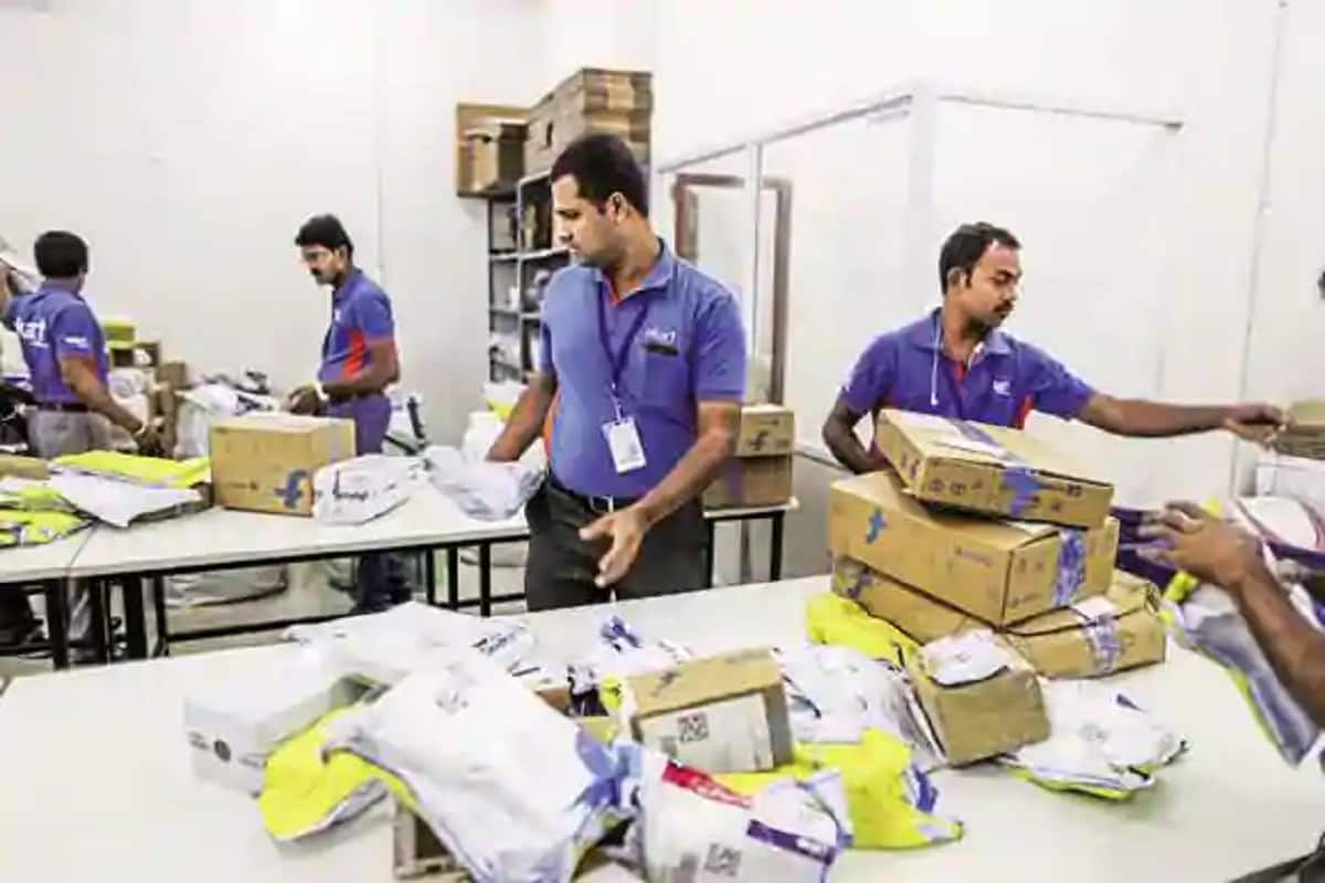 সংস্থার তরফে আরও জানানো হয়েছে, এক্ষেত্রে ছাত্র বাছাই করা হবে শিক্ষাপ্রতিষ্ঠান থেকে। সেক্ষেত্রে কোনও ছাত্র যদি এই ইন্টার্নশিপে আগ্রহী হন, তবে তাকে কলেজ কর্তৃপক্ষকে তা জানাতে হবে। সংস্থার তরফে আরও জানানো হয়েছে, এক্ষেত্রে ছাত্র বাছাই করা হবে শিক্ষাপ্রতিষ্ঠান থেকে। সেক্ষেত্রে কোনও ছাত্র যদি এই ইন্টার্নশিপে আগ্রহী হন, তবে তাকে কলেজ কর্তৃপক্ষকে তা জানাতে হবে।