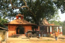 বাংলার প্রথম দুর্গাপুজো এখানে, বিপ্লবীরা দেশমাতৃকা জ্ঞানে পূজা করতেন এই দেবীকেই