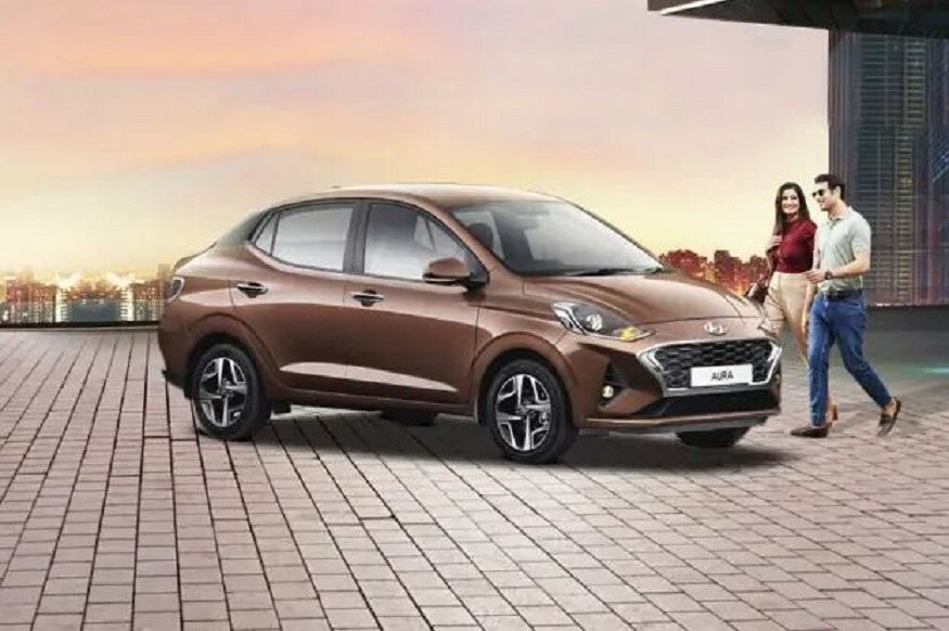 Hyundai Aura- Hyundai Xcent মডেলের জায়গায় এ বছর জানুয়ারিতে এসেছিল Hyundai Aura। এই গাড়িতে মিলছে ১০,০০০ টাকার ক্যাশ ডিসকাউন্ট, ১৫,০০০ টাকার এক্সচেঞ্জ বোনাস ও ৫,০০০ টাকার কর্পোরেট ডিসকাউন্ট।Photo- Collected Hyundai Aura- Hyundai Xcent মডেলের জায়গায় এ বছর জানুয়ারিতে এসেছিল Hyundai Aura। এই গাড়িতে মিলছে ১০,০০০ টাকার ক্যাশ ডিসকাউন্ট, ১৫,০০০ টাকার এক্সচেঞ্জ বোনাস ও ৫,০০০ টাকার কর্পোরেট ডিসকাউন্ট।Photo- Collected