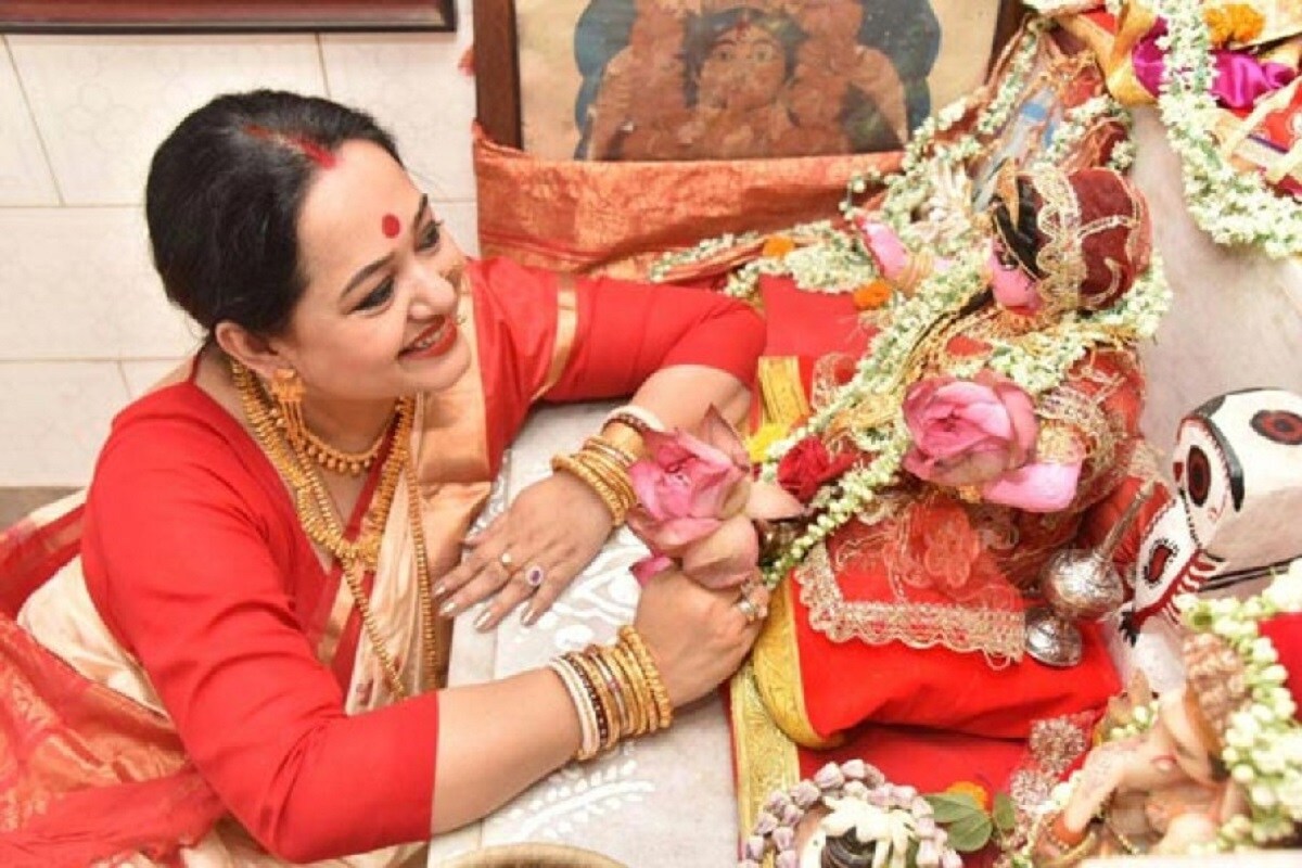 • বিশুদ্ধ সিদ্ধান্ত পঞ্জিকা মতে-পূর্ণিমা তিথি আরম্ভ-বাংলা তারিখ: ১৩ কার্তিক শুক্রবার ১৪২৭। ইংরেজি তারিখ: ৩০ অক্টোবর, শুক্রবার, ২০২০। সময়: সন্ধ্যা ০৫টা ৪৬ মিনিট। • বিশুদ্ধ সিদ্ধান্ত পঞ্জিকা মতে-পূর্ণিমা তিথি আরম্ভ-বাংলা তারিখ: ১৩ কার্তিক শুক্রবার ১৪২৭। ইংরেজি তারিখ: ৩০ অক্টোবর, শুক্রবার, ২০২০। সময়: সন্ধ্যা ০৫টা ৪৬ মিনিট।