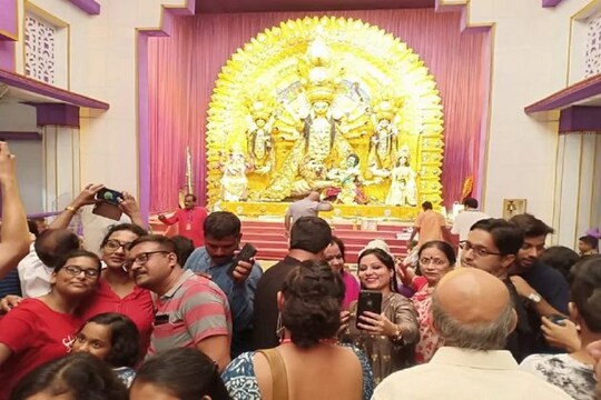 এমনই ভিড় হয় প্রতিবার। ম্যাডক্স স্কোয়্যারের গত বছরের ছবি।