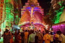 পুজোয় ঠাকুর দেখতে বেরোলে যে কটা জিনিস আপনার সঙ্গে রাখা অত্যন্ত দরকার পুজোয় ঠাকুর দেখতে বেরোলে যে কটা জিনিস আপনার সঙ্গে রাখা অত্যন্ত দরকার
