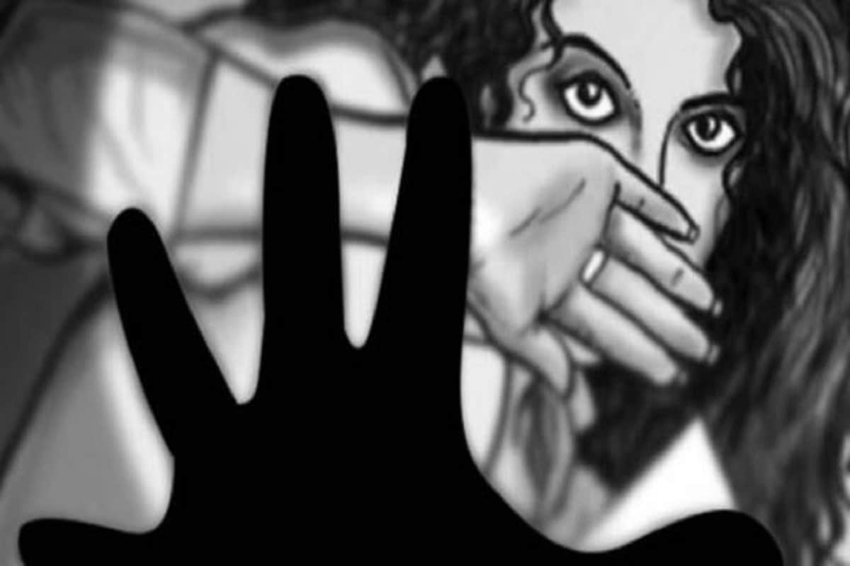 •উত্তরপ্রদেশের হাতরসের ধর্ষণের ঘটনায় শোরগোল দেশজুড়ে৷ এরই পরিপেক্ষিতে ন্যাশনল ক্রাইম রেকর্ড ব্যুরোর তাদের সমীক্ষার রিপোর্ট সামনে আনতেই শুরু চাঞ্চল্য৷ ভারতে মহিলাদের করণ দশার তথ্য উঠে এল সামনে৷ শুধু ধর্ষণই নয়, পণের জন্য অত্যাচার, মহিলা পাচারের মত ভুরি ভুরি ঘটনা যা দেখলে সত্যিই ভয় করবে৷ রইল সেই ভয়াবহ তথ্য৷ •উত্তরপ্রদেশের হাতরসের ধর্ষণের ঘটনায় শোরগোল দেশজুড়ে৷ এরই পরিপেক্ষিতে ন্যাশনল ক্রাইম রেকর্ড ব্যুরোর তাদের সমীক্ষার রিপোর্ট সামনে আনতেই শুরু চাঞ্চল্য৷ ভারতে মহিলাদের করণ দশার তথ্য উঠে এল সামনে৷ শুধু ধর্ষণই নয়, পণের জন্য অত্যাচার, মহিলা পাচারের মত ভুরি ভুরি ঘটনা যা দেখলে সত্যিই ভয় করবে৷ রইল সেই ভয়াবহ তথ্য৷