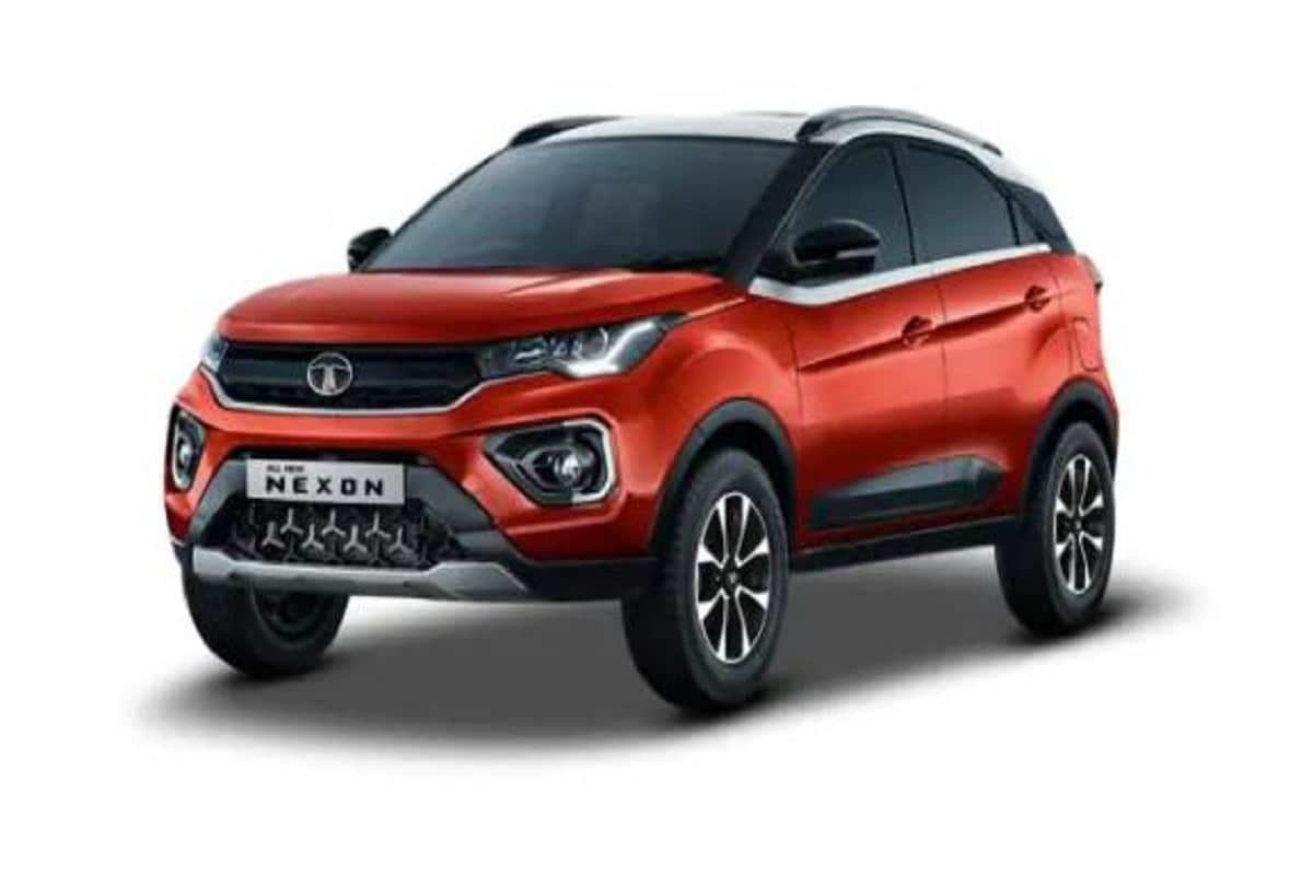 Tata Nexonএই গাড়ির দাম ৬.৯৯ লক্ষ টাকা। Tata-র এই SUV মডেল টেক্কা দিতে পারে Kia Sonet ও Hyundai Venue-কে। তাই বেশি না ভেবে দীপাবলিতে ঘরে নিয়ে আসতে পারেন এই নতুন অতিথিকে। Tata Nexonএই গাড়ির দাম ৬.৯৯ লক্ষ টাকা। Tata-র এই SUV মডেল টেক্কা দিতে পারে Kia Sonet ও Hyundai Venue-কে। তাই বেশি না ভেবে দীপাবলিতে ঘরে নিয়ে আসতে পারেন এই নতুন অতিথিকে।