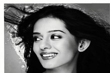 সন্তানের প্রথম ছবি শেয়ার করলেন অমৃতা রাও ! জানালেন ছেলের নাম !