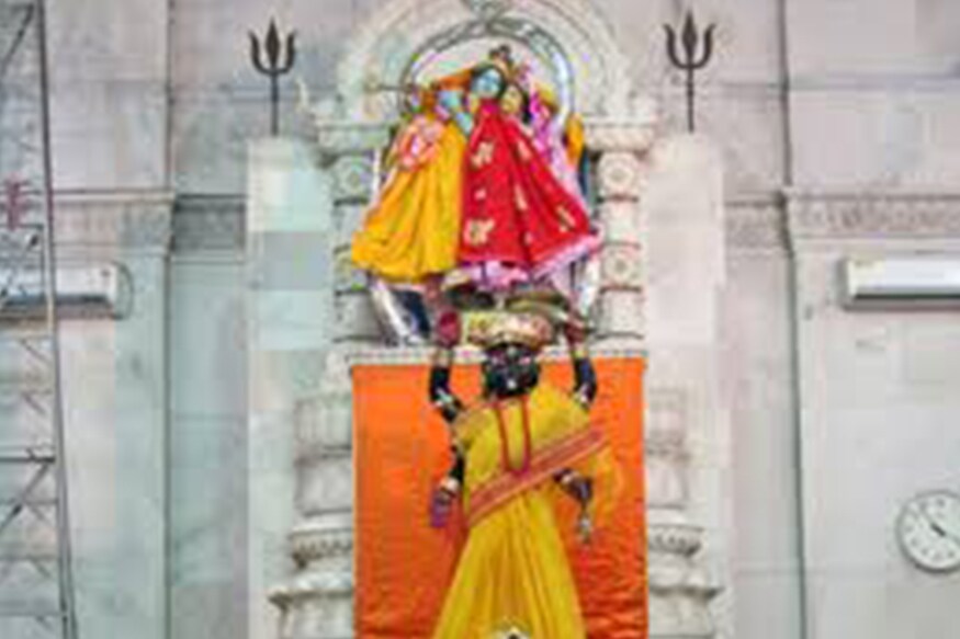 বিভিন্ন রূপেই মা অভিন্ন ৷ মায়ের কৃপা জীবনকে ধন্য করে বারেবারে ৷ মাকে যেই নামেই তাঁর সন্তান ডাকুকনা কেন মা সব সময়েই সেই করুণাময়ী রূপই লক্ষ্য কার যায় সব সময়েই ৷ বিভিন্ন রূপেই মা অভিন্ন ৷ মায়ের কৃপা জীবনকে ধন্য করে বারেবারে ৷ মাকে যেই নামেই তাঁর সন্তান ডাকুকনা কেন মা সব সময়েই সেই করুণাময়ী রূপই লক্ষ্য কার যায় সব সময়েই ৷