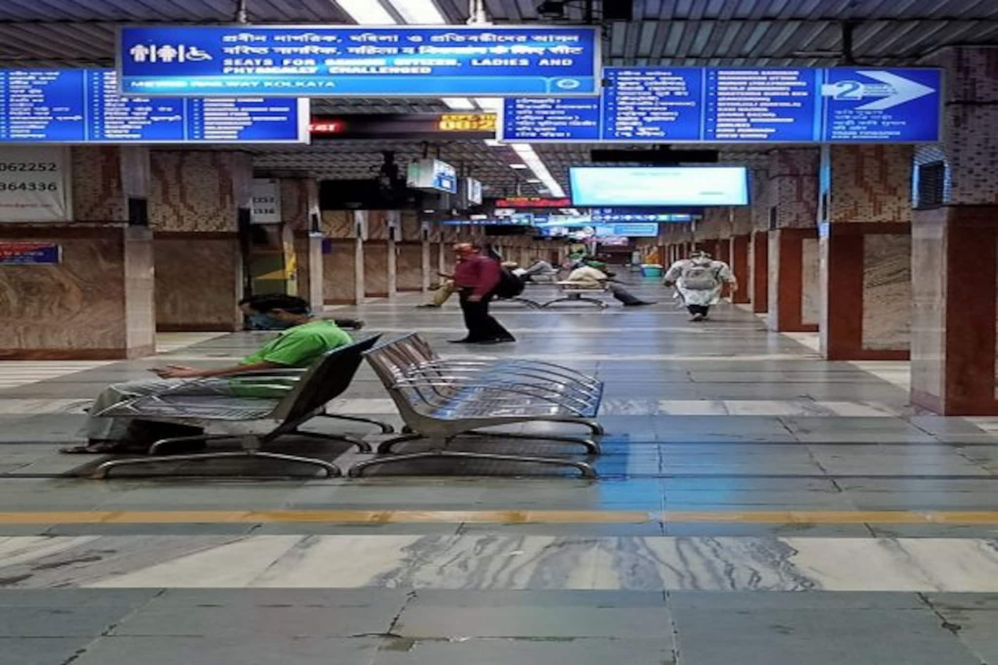 চালু হল লোকাল ট্রেন, ভিড় সামাল দিতে আজ থেকে ১৯০ মেট্রো চলা শুরু কলকাতায় 