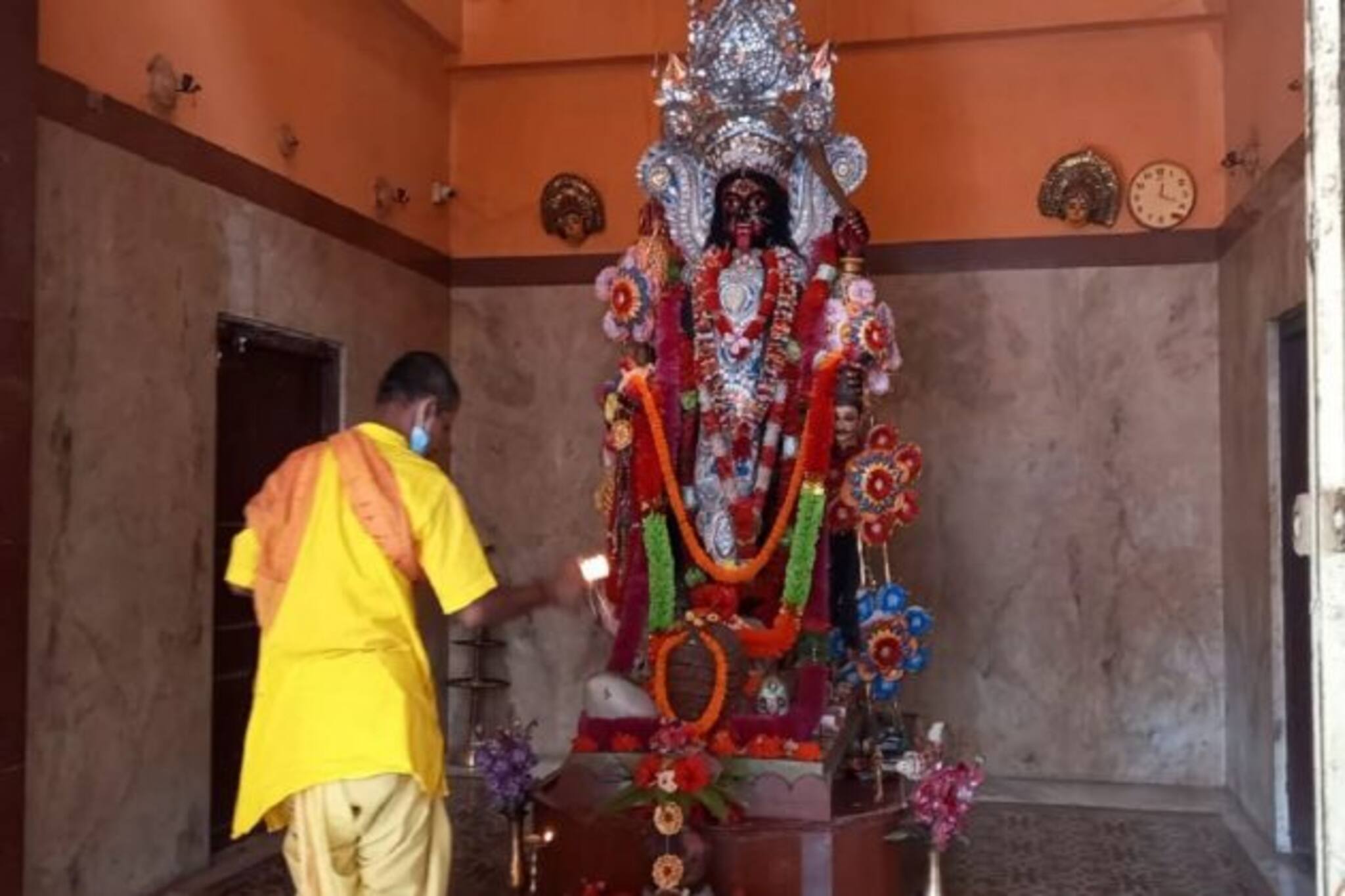 সাধক কমলাকান্তের অলৌকিক ক্ষমতায় বারে বারে মুগ্ধ হয়েছিলেন বর্ধমানের মহারাজা