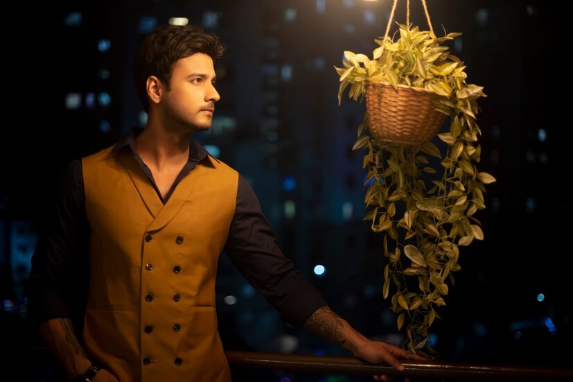 কালীপুজো ও দীপাবলির শুভেচ্ছা জানালেন যশ !