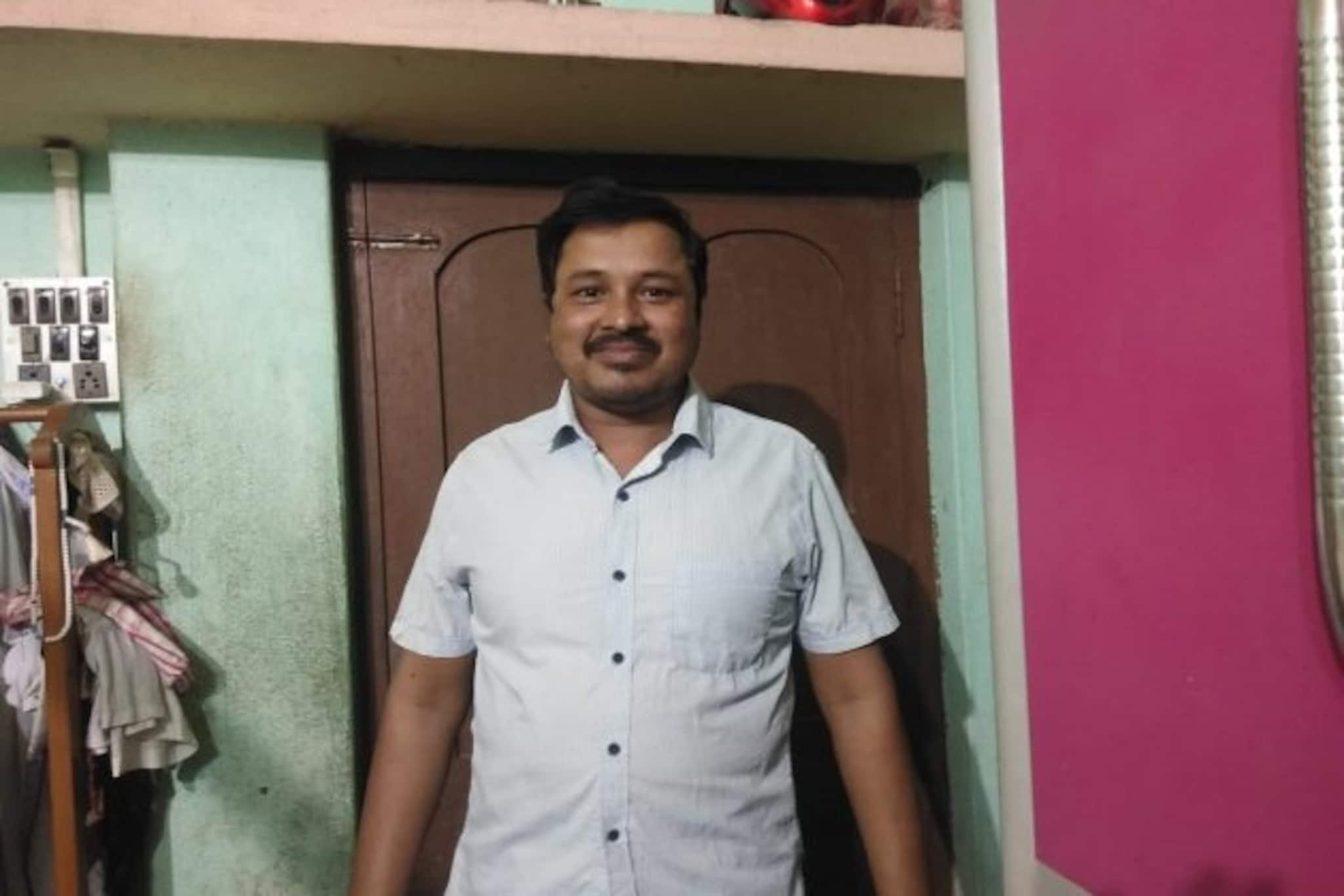 ডাক্তার দেখাতে গিয়ে কেনেন দু’টি টিকিট, ৫ কোটি জিতে এখন সেলিব্রিটি কাঁথির সাবেদ