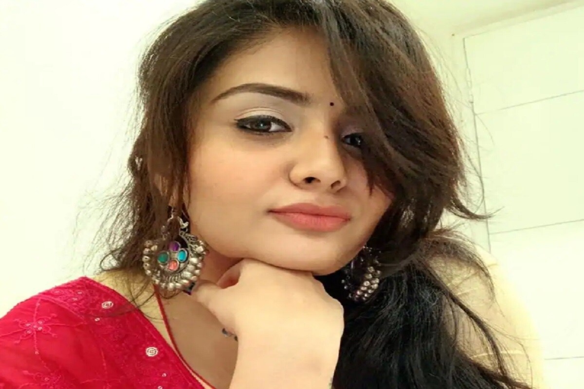 বিগ বসের জন্য বিখ্যাত শ্রীমুখী এক লক্ষ টাকার মত একটি শোয়ের জন্য পারিশ্রমিক নিয়ে থাকেন ৷ ছবি সৌজন্যে ট্যুইটার ৷ বিগ বসের জন্য বিখ্যাত শ্রীমুখী এক লক্ষ টাকার মত একটি শোয়ের জন্য পারিশ্রমিক নিয়ে থাকেন ৷ ছবি সৌজন্যে ট্যুইটার ৷