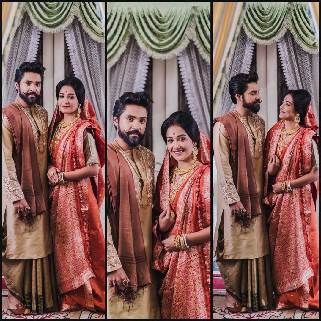 • বিয়ের আর বেশি দেরি নেই । তাই শুরু হয়ে গিয়েছে আইবুড়োভাত খাওয়ার পালা । দীর্ঘদিন ধরেই জনপ্রিয় ধারাবাহিক ‘রানি রাসমণী’তে মথুরবাবুর চরিত্র অভিনয় করছেন গৌরব । তাঁর চরিত্রটি দর্শদের কাছেও তুমুল জনপ্রিয় । • বিয়ের আর বেশি দেরি নেই । তাই শুরু হয়ে গিয়েছে আইবুড়োভাত খাওয়ার পালা । দীর্ঘদিন ধরেই জনপ্রিয় ধারাবাহিক ‘রানি রাসমণী’তে মথুরবাবুর চরিত্র অভিনয় করছেন গৌরব । তাঁর চরিত্রটি দর্শদের কাছেও তুমুল জনপ্রিয় ।