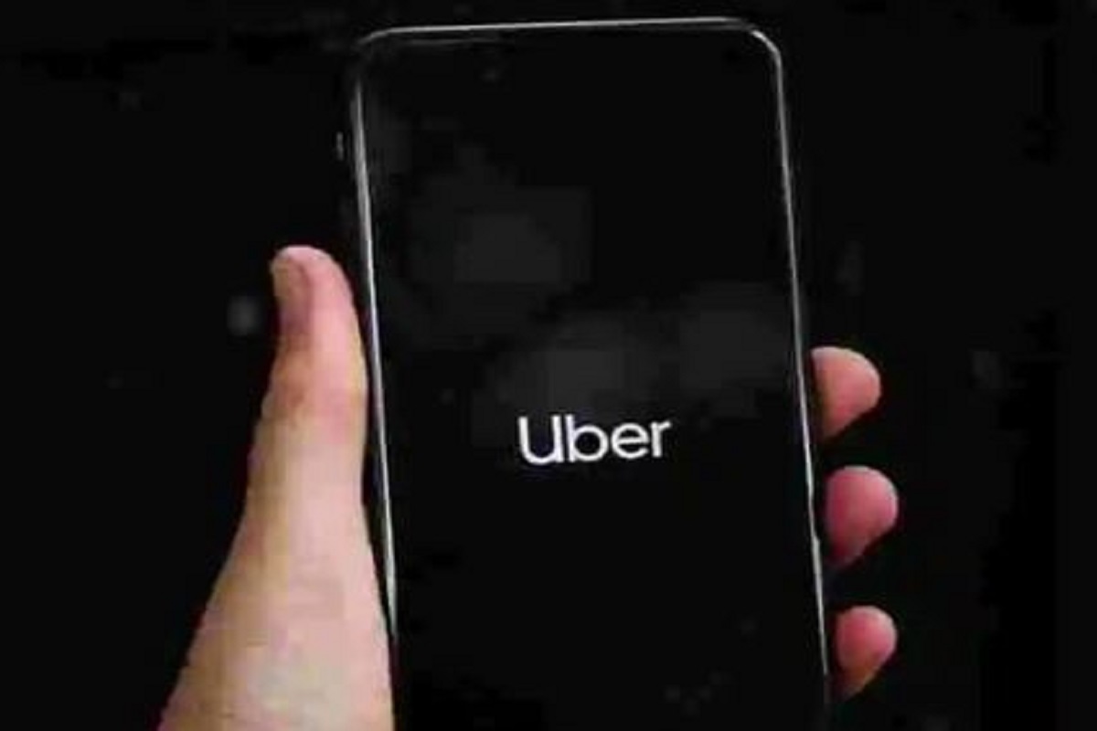 মেট্রো স্টেশনের বাইরে দাঁড়িয়ে থাকবে ইলেকট্রনিক রিক্সা, বুক করা যাবে Uber মারফত