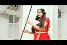 বাজির হাত থেকে রাস্তার কুকুর, বিড়ালদের বাঁচাতে রণমূর্তি ধারণ করলেন আদা শর্মা !