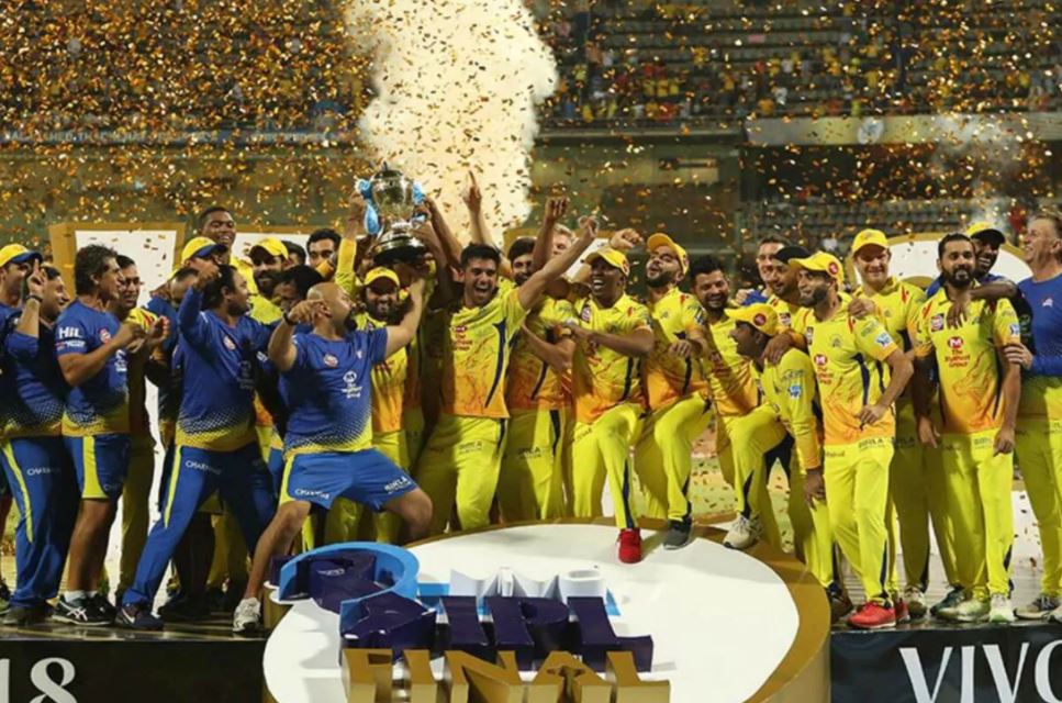 চেন্নাই সুপার কিংস দুদ্ধর্ষ কামব্যাক করেছিল ২০১৮ তে৷ ফাইনালে সানরাইজার্স হায়দরবাদকে তারা হারিয়েছিল ৷ আট উকেটে আইপিএল ফাইনালে জিতেছিল তারা৷ Photo- File চেন্নাই সুপার কিংস দুদ্ধর্ষ কামব্যাক করেছিল ২০১৮ তে৷ ফাইনালে সানরাইজার্স হায়দরবাদকে তারা হারিয়েছিল ৷ আট উকেটে আইপিএল ফাইনালে জিতেছিল তারা৷ Photo- File