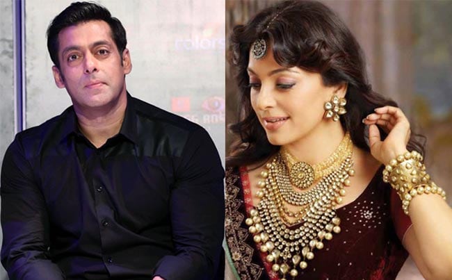‘আন্দাজ আপনা আপনা’ ছবির শুটিং চলাকালীন ভ্যাঙ্কুভার ট্যুরে গিয়েছিলেন সলমন ও ছবির পুরো টিম। আমির ও জুহির পাশাপাশি ছিলেন রবিনা টন্ডন, দিব্যা ভারতীও। সেখানেই নাকি জুহিকে বিয়ের প্রস্তাব দিয়েছিলেন সলমন। কিন্তু 'না' করে দেন 'ইশক'স্টার। কেরিয়ারের গোড়াতেই এহেন ইমোশনাল ধাক্কায় বেশ আহতই হয়েছিলেন সলমন। ‘আন্দাজ আপনা আপনা’ ছবির শুটিং চলাকালীন ভ্যাঙ্কুভার ট্যুরে গিয়েছিলেন সলমন ও ছবির পুরো টিম। আমির ও জুহির পাশাপাশি ছিলেন রবিনা টন্ডন, দিব্যা ভারতীও। সেখানেই নাকি জুহিকে বিয়ের প্রস্তাব দিয়েছিলেন সলমন। কিন্তু 'না' করে দেন 'ইশক'স্টার। কেরিয়ারের গোড়াতেই এহেন ইমোশনাল ধাক্কায় বেশ আহতই হয়েছিলেন সলমন।