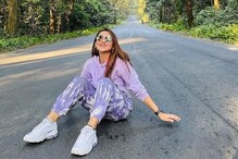 ছোটবেলায় ফিরে গেলেন মিমি, খালি পায়ে নদীর জলে জলকেলি ঘরের মেয়ের ! ছোটবেলায় ফিরে গেলেন মিমি, খালি পায়ে নদীর জলে জলকেলি ঘরের মেয়ের !
