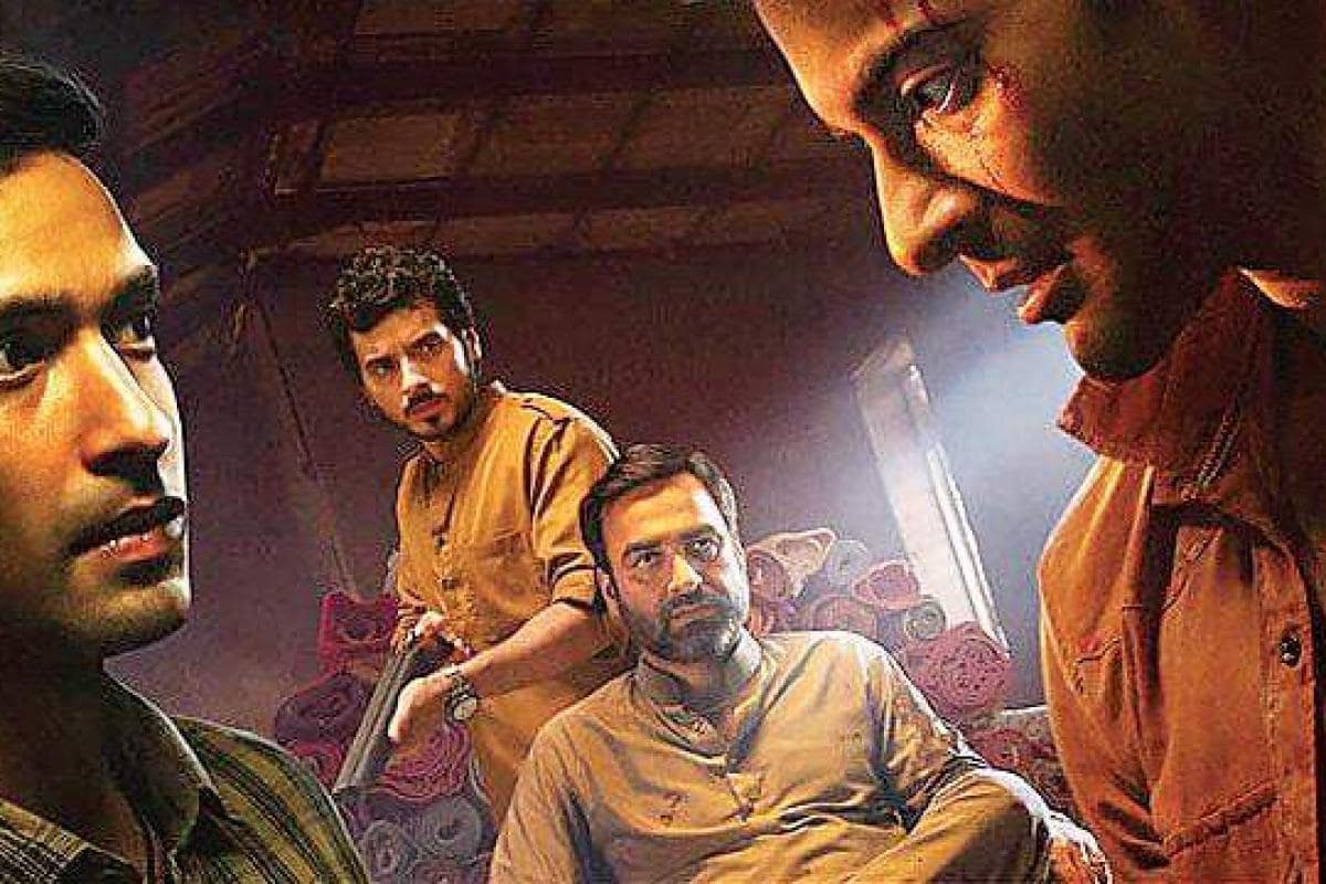 মির্জাপুর মুক্তি পাওয়ার পর থেকেই দর্শকরা অধীর আগ্রহে বসে ছিলেন কবে আসবে মির্জাপুর ২ ৷ শেষমেশ মির্জাপুর ২ এল ৷ ফের মির্জাপুরে ডুবে গেলেন দর্শক৷ এর এবার মির্জাপুর ৩ আসবে কিনা তা নিয়ে স্পেকুলেশন মির্জাপুর মুক্তি পাওয়ার পর থেকেই দর্শকরা অধীর আগ্রহে বসে ছিলেন কবে আসবে মির্জাপুর ২ ৷ শেষমেশ মির্জাপুর ২ এল ৷ ফের মির্জাপুরে ডুবে গেলেন দর্শক৷ এর এবার মির্জাপুর ৩ আসবে কিনা তা নিয়ে স্পেকুলেশন