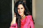 ‘বরের সঙ্গে এনজয় করতে চাই, তাই ডিম্বাণু ফ্রোজেন রেখেছি’, স্পষ্ট জানালেন মোনা