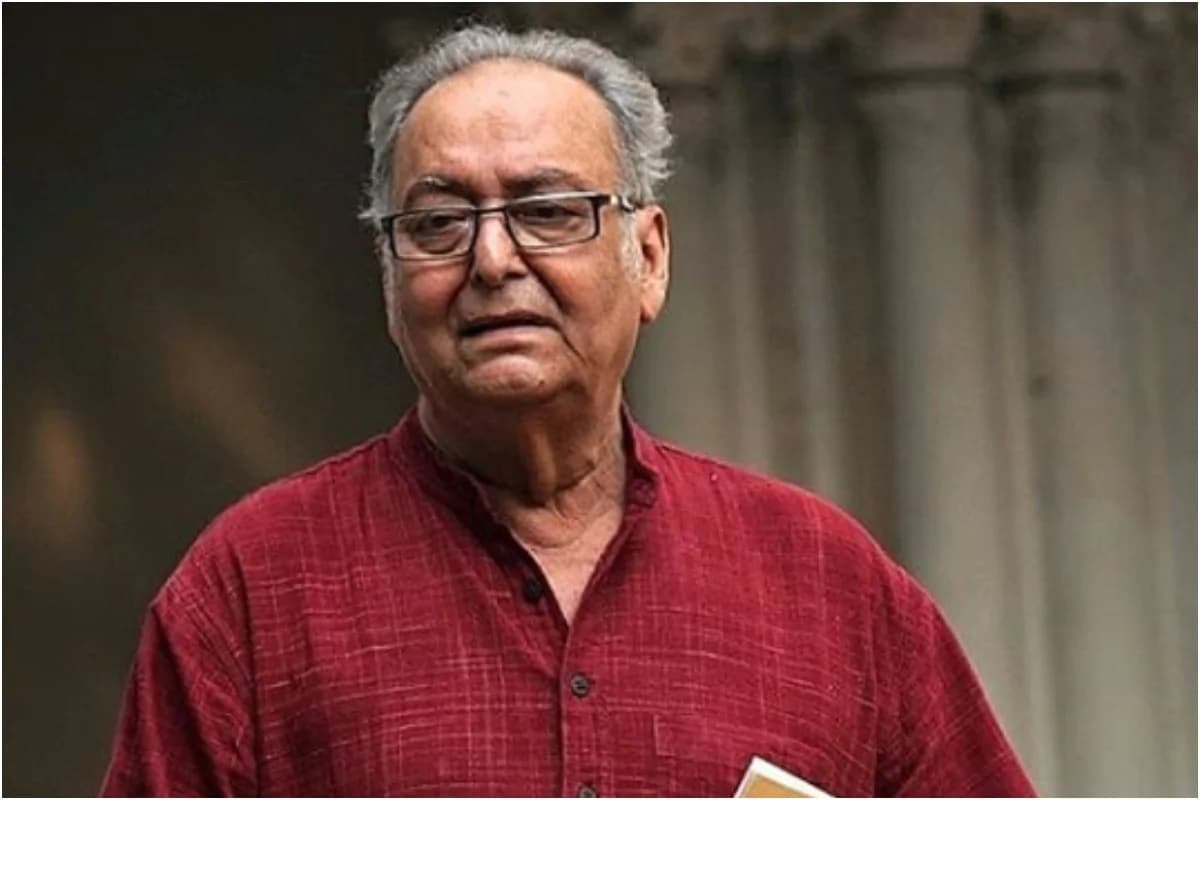দাদু হাওড়া বোমার মামলায় জেল খেটেছিলেন। বাড়িতে এসেছিল সুভাষচন্দ্র বসু, বাঘাযতীনের মতো বিপ্লবীরা। কাজেই তাঁর মনটা আজীবনই স্বদেশচেতনায় মগ্ন ছিল। দাদু হাওড়া বোমার মামলায় জেল খেটেছিলেন। বাড়িতে এসেছিল সুভাষচন্দ্র বসু, বাঘাযতীনের মতো বিপ্লবীরা। কাজেই তাঁর মনটা আজীবনই স্বদেশচেতনায় মগ্ন ছিল।