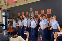 'কালা চশমা'য় দেশী ঠুমকা, দেওয়ালির সন্ধ্যায় থানাতেই পুলিশের তুমুল নাচ, ঝড়ের গতিতে ভাইরাল ভিডিও... 'কালা চশমা'য় দেশী ঠুমকা, দেওয়ালির সন্ধ্যায় থানাতেই পুলিশের তুমুল নাচ, ঝড়ের গতিতে ভাইরাল ভিডিও...
