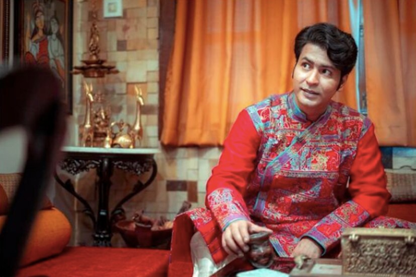 *জানা গিয়েছে, ছকে বাঁধা নিয়মে সেলিব্রিটি যুগলের বিয়েটা হচ্ছে না। আইনি বিয়ে সারবেন তাঁরা। বৃহস্পতিবার সল্টলেকে ন্যাশনাল মাইম ইনস্টিটিউটে ছোট্ট এবং ঘরোয়া আয়োজনের মধ্যে দিয়ে হবে বিয়ের অনুষ্ঠান। ছবি: ইনস্টাগ্রাম।