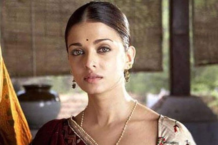 গুরু - ২০০৭ সালে মণি রত্নমের ছবিটিকে ঐশ্বর্যর কেরিয়ারের অন্যতম সেরা ছবি বলা যেতে পারে। ছবিটি অভিষেক এবং ঐশ্বর্যকে একে অপরের কাছাকাছি আসার সুযোগও করে দেয়। গুরু ভাইয়ের স্ত্রী সুজাতার ভূমিকায়, অ্যাশ ছিলেন খুবই গ্রহণযোগ্য৷ গুরু - ২০০৭ সালে মণি রত্নমের ছবিটিকে ঐশ্বর্যর কেরিয়ারের অন্যতম সেরা ছবি বলা যেতে পারে। ছবিটি অভিষেক এবং ঐশ্বর্যকে একে অপরের কাছাকাছি আসার সুযোগও করে দেয়। গুরু ভাইয়ের স্ত্রী সুজাতার ভূমিকায়, অ্যাশ ছিলেন খুবই গ্রহণযোগ্য৷