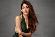 শ্যুটিং করতে গিয়ে পুড়ে ছাউ পায়ের একাংশ !কষ্ট চেপে রেখে এবার ফাঁস করলেন আলায়া