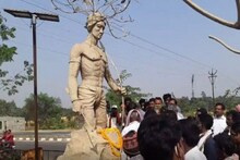 বিরসা মুর্তি বিতর্ক অব্যাহত, সাংসদের উপস্থিতিতে বিতর্কিত মূর্তির শুদ্ধিকরণ